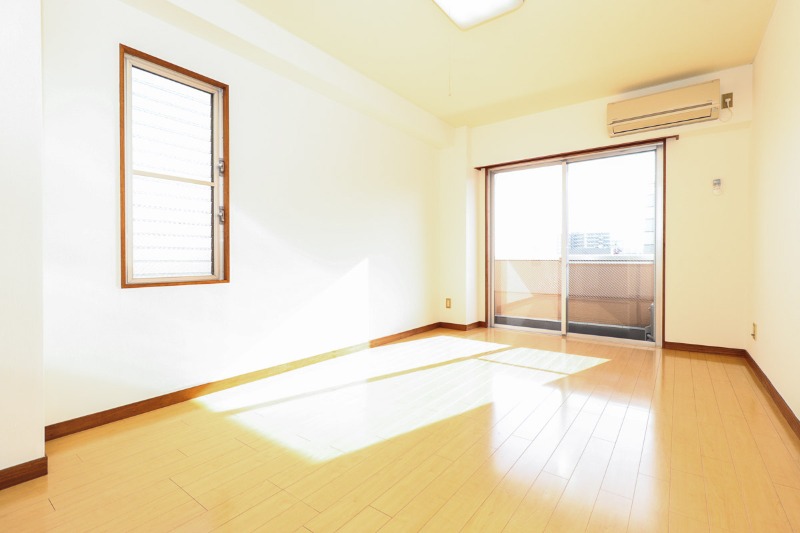 居室・リビング　図面と現状に相違がある場合には現状を優先