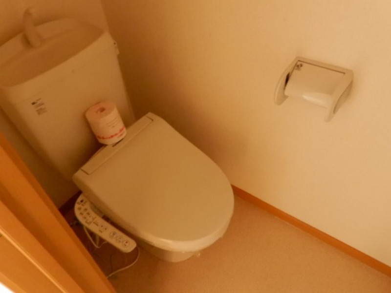 トイレ　図面と現状に相違がある場合には現状を優先