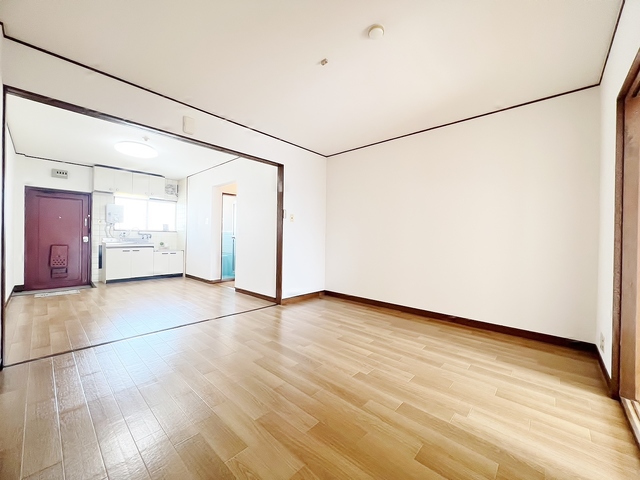 居室・リビング　広々としたお部屋です