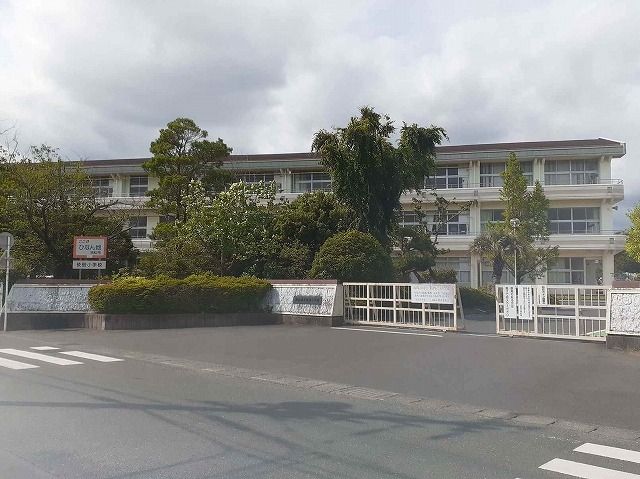 小学校　浜松市立伎倍小学校（小学校）まで290m