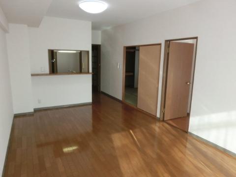 パセオ南茨木　居室・リビング　リビング