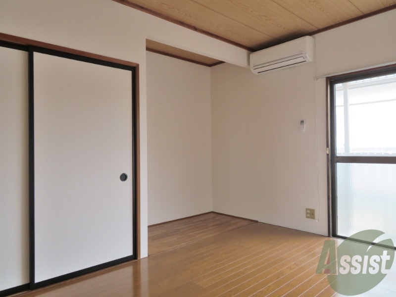 居室・リビング　家具関係も問題なく設置することが可能だと思います。