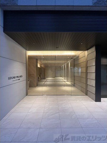 エントランス　エントランス