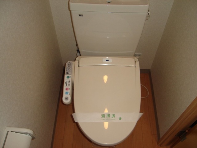 トイレ　シャワー付トイレ