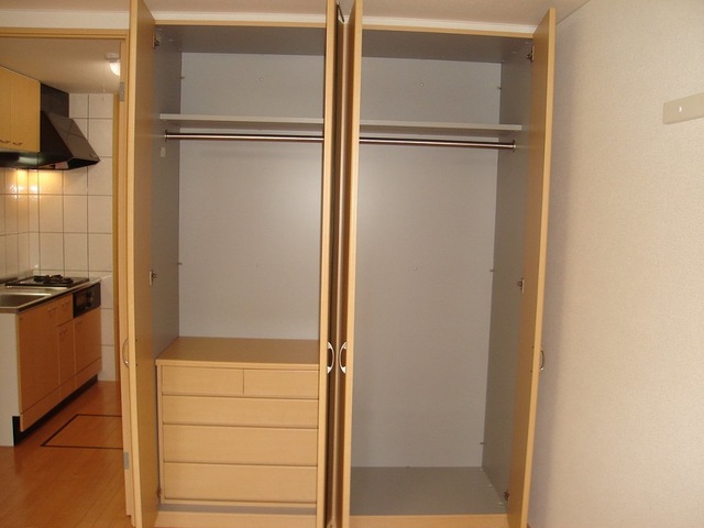 収納　クローゼット内