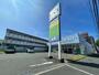 ドラックストア　ライフォートくずは店（ドラッグストア）まで395m