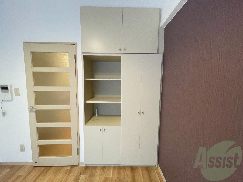 収納　収納こちらをお使い下さい。スペースが沢山ありますね。