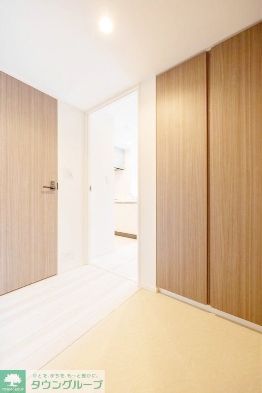 玄関　お問合せは(株)タウンハウジング赤坂店へ【03-5563-…