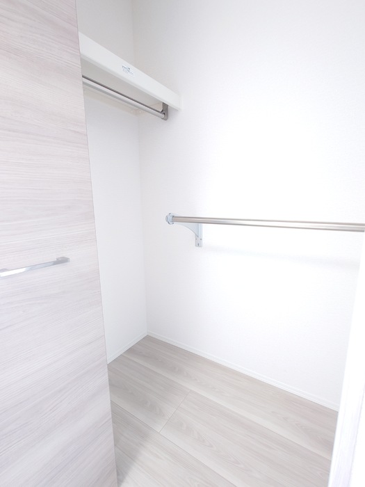 収納　ウォークインクローゼット