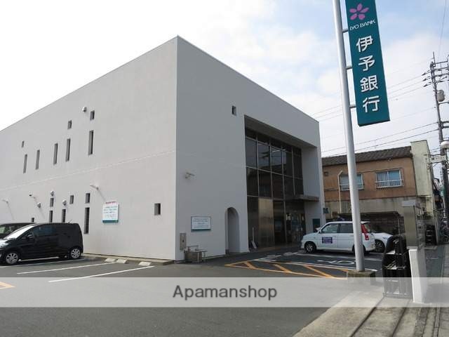 銀行　伊予銀行大洲支店（銀行）まで400m