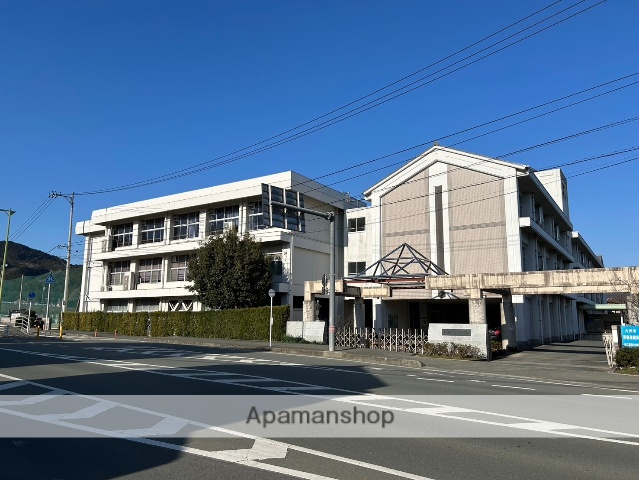 小学校　大洲市立喜多小学校（小学校）まで1100m