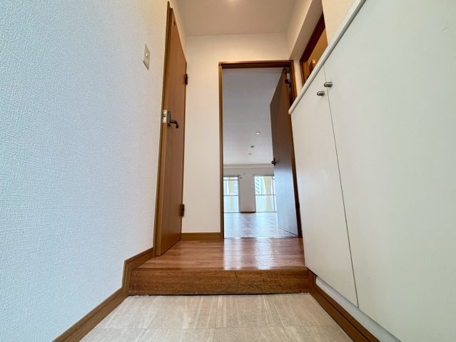 玄関　詳細は、RISUMO江坂本店→06-6155-7137まで♪