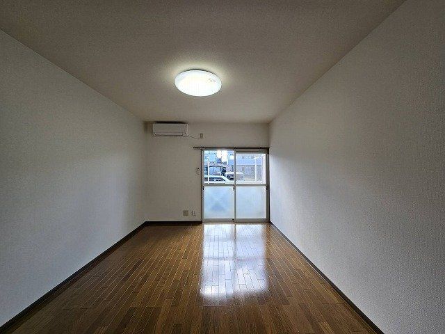 You.Iハイツの居間写真