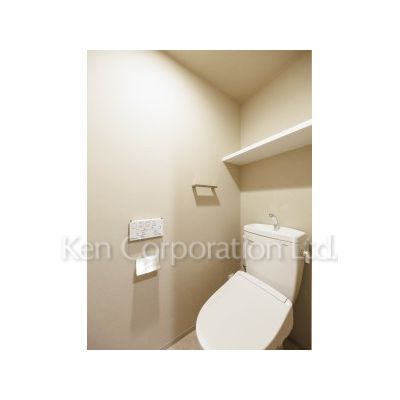 トイレ　同タイプ11階のお部屋を撮影。仕様が異なることがあります。