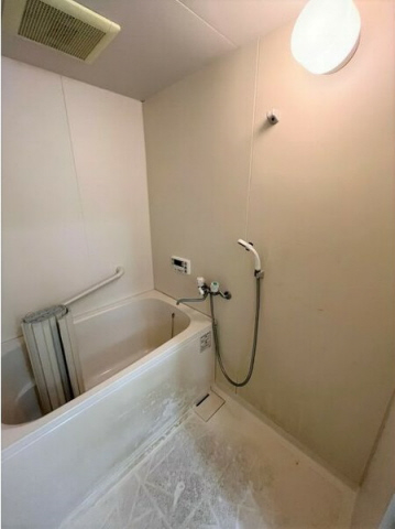 バス・シャワールーム　お風呂で日々の疲れを落としましょう