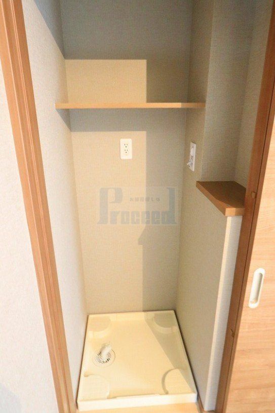 その他設備　室内洗濯機置き場です