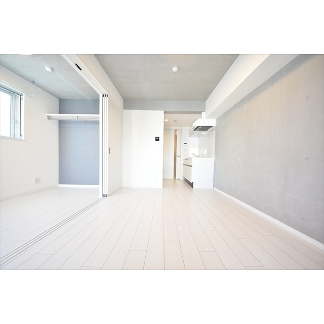 居室・リビング　当社提携の為、どこよりも安く安心してご契約可能です。