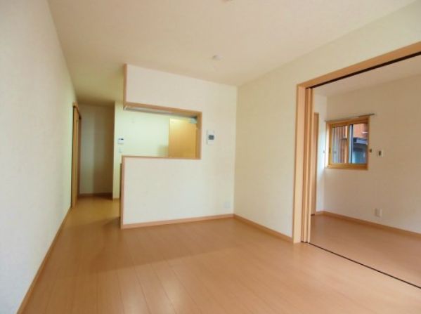 居室・リビング　★広々居室スペース★