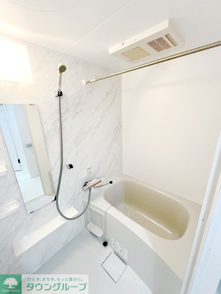 バス・シャワールーム　バス