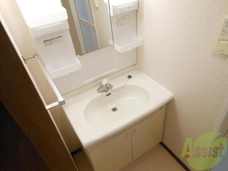 洗面設備　洗面台は普通かな