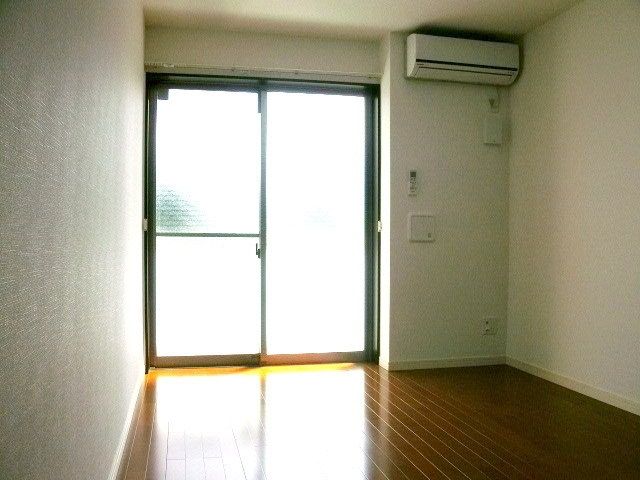 居室・リビング　イメージ写真同タイプ