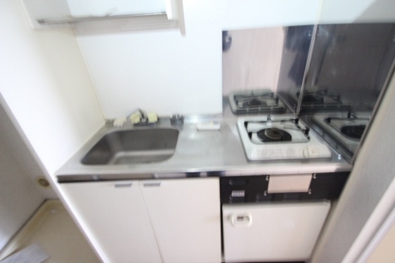 キッチン　※別部屋の写真です