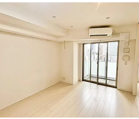 居室・リビング　写真は同タイプ住居です。