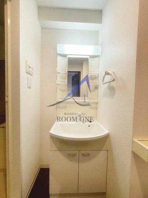 洗面設備　洗面台です。