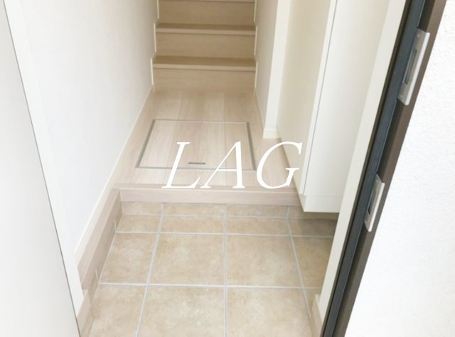 玄関　玄関です。