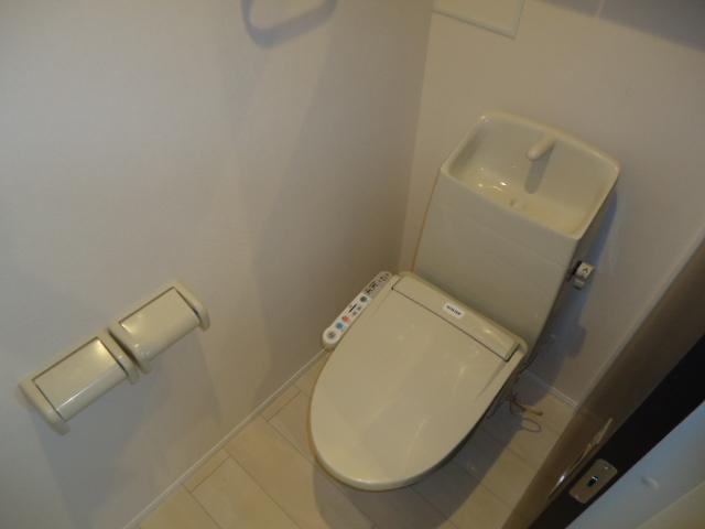 トイレ　シャワー付トイレ