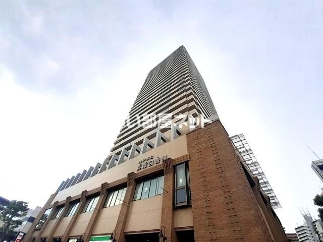 図書館　神戸市立兵庫図書館様（図書館）まで700m