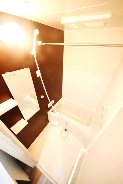 バス・シャワールーム　～１日の疲れを癒しましょうっ～