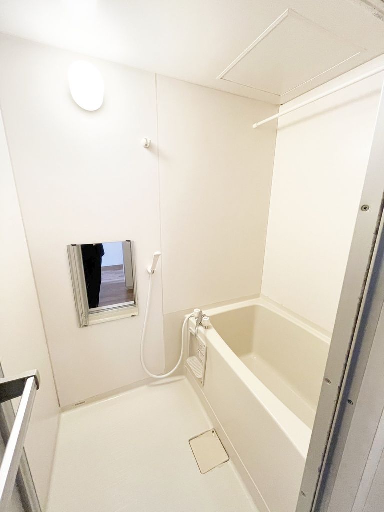 居室・リビング　★洋室6帖です★