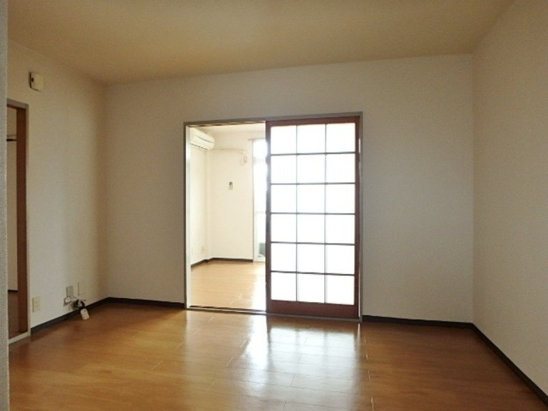 居室・リビング　図面と現状に相違がある場合には現状を優先