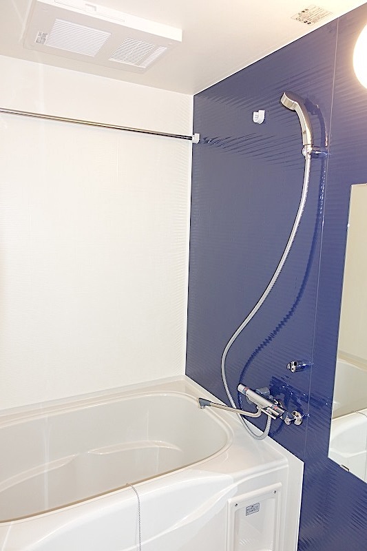 バス・シャワールーム　浴室