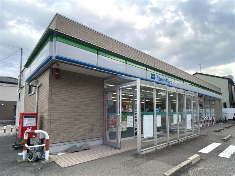 コンビニ　ファミリーマート金沢土清水町店（コンビニ）まで150m