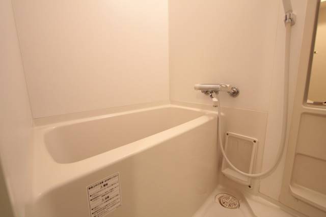 バス・シャワールーム　ゆったりバスルーム