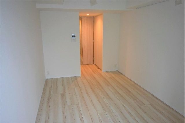 居室・リビング　別号室の参考写真