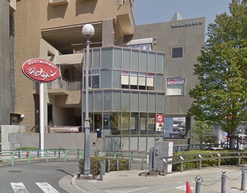 飲食店　ジョナサン　成増店（飲食店）まで341m