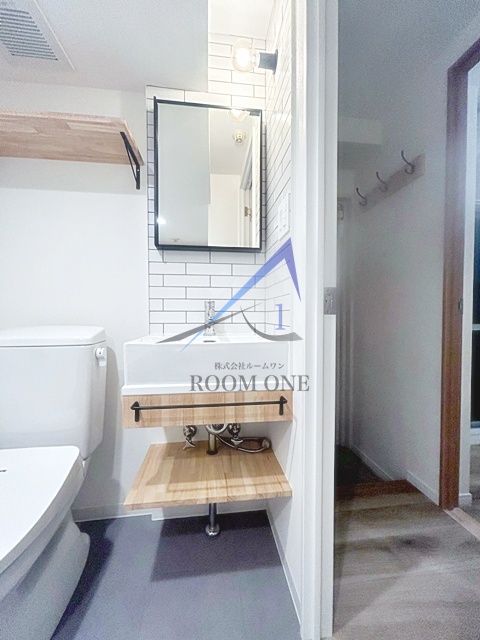 洗面設備　洗面台です。