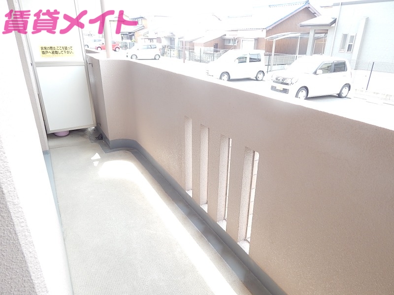 バルコニー　同物件別室写真