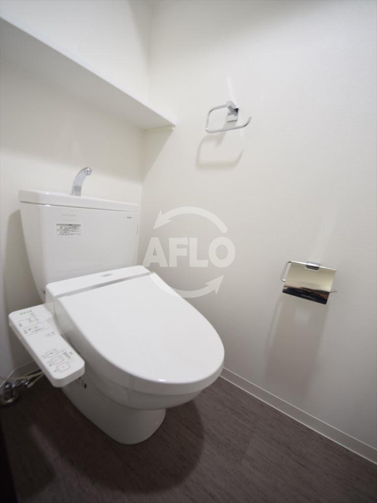 トイレ　モンテノーム南堀江　温水洗浄便座