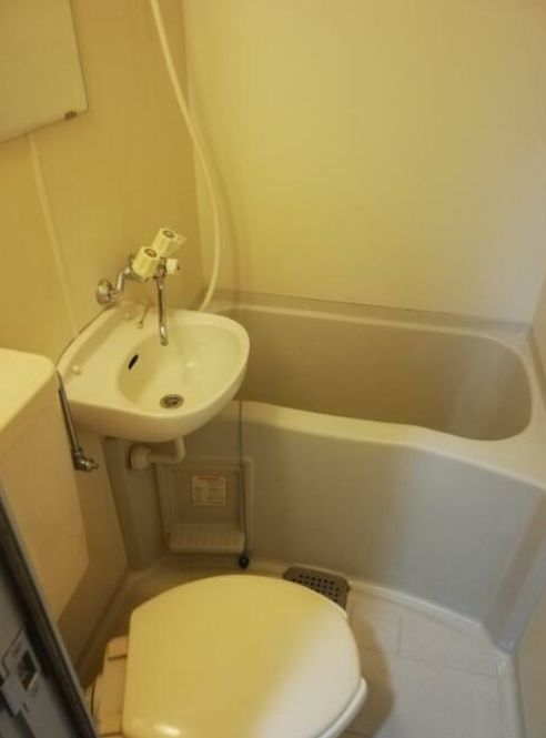 トイレ　別室参考写真です。