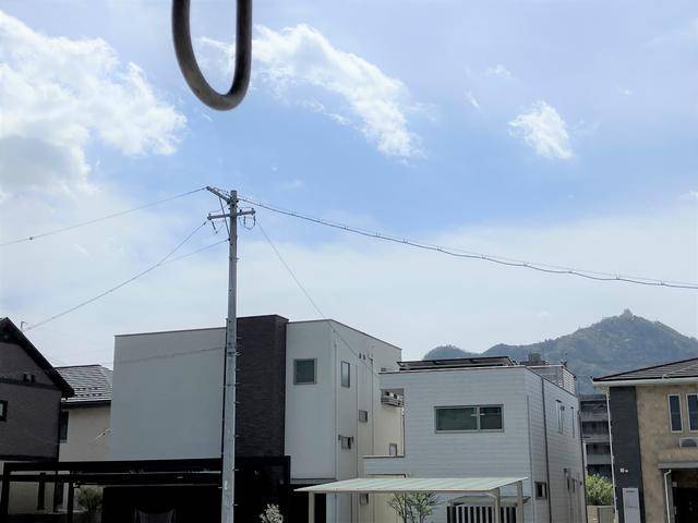 玄関　下駄箱付きの玄関です