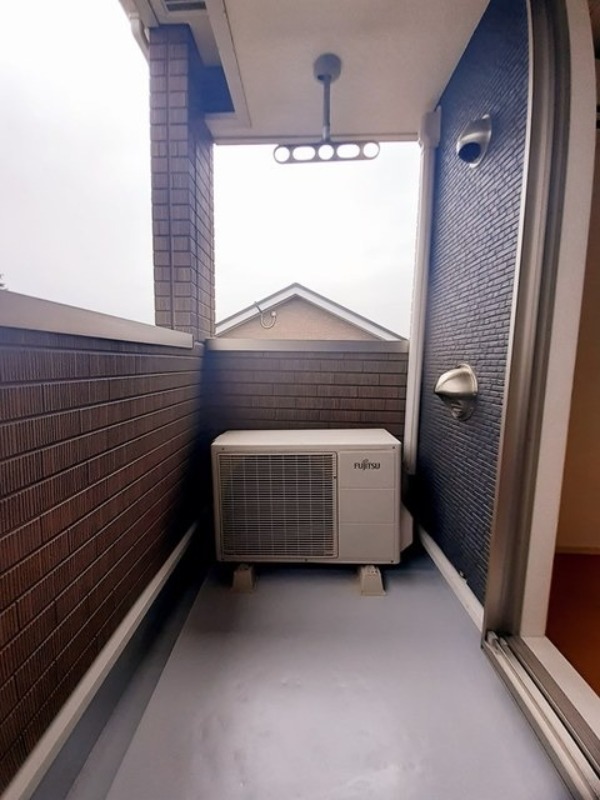 バルコニー　図面と現状に相違がある場合には現状を優先