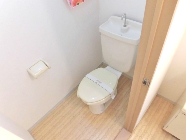 トイレ　参考写真