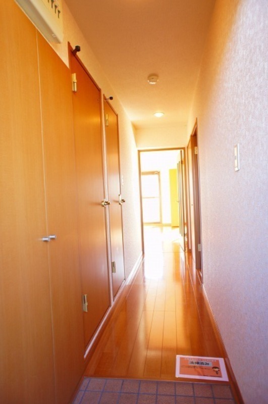 玄関　図面と現状に相違がある場合には現状を優先