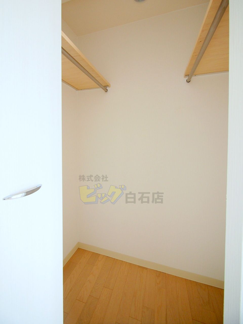 収納　広々ウォークインクローゼット完備しています♪