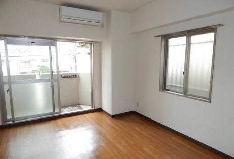 居室・リビング　（同仕様写真）