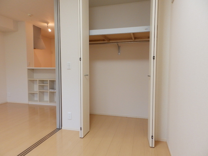 収納　洋室クローゼット